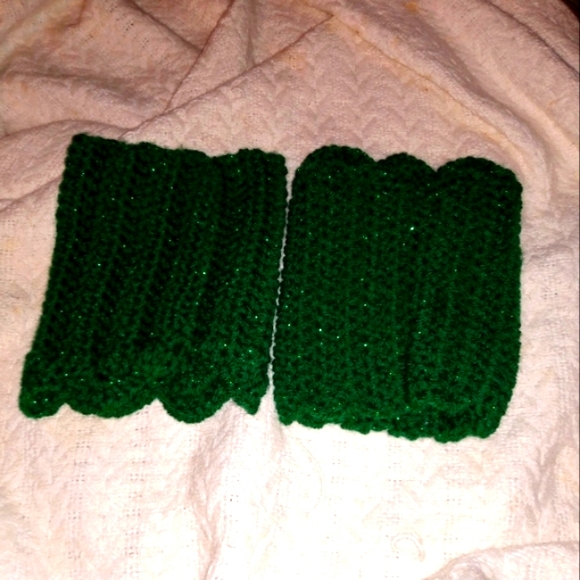👢NEW Sparkly Crochet Boot Cuffs Green Women's Holiday HANDCRAFTED - Picture 3 of 4